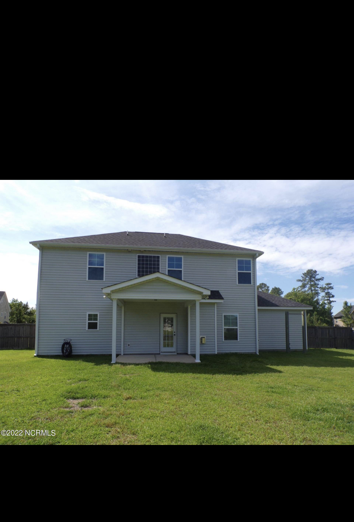 Nhà 2 tầng tại Compound Pejaten Barat Kemang