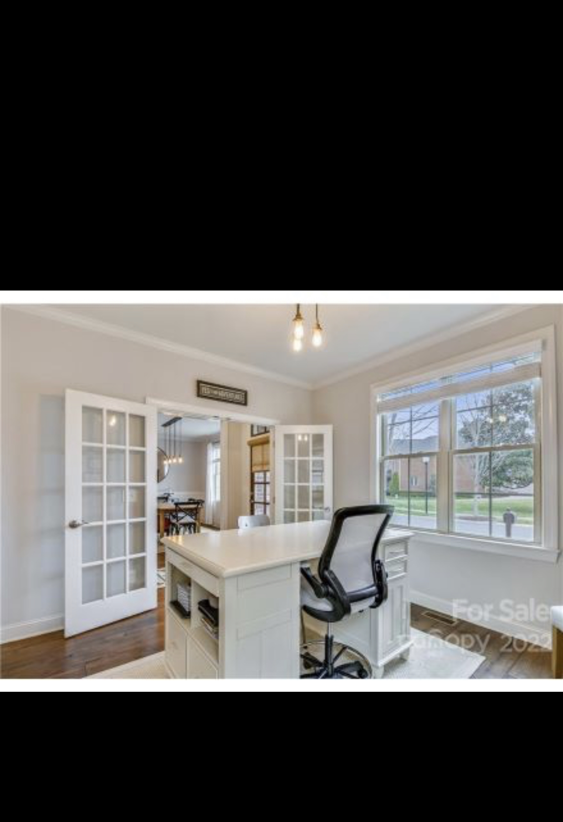 Nhà cao cấp thanh lịch